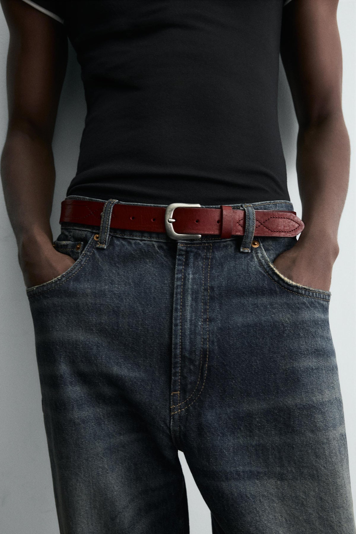 VINTAGE-EFFECT LEATHER BELT - Image 1