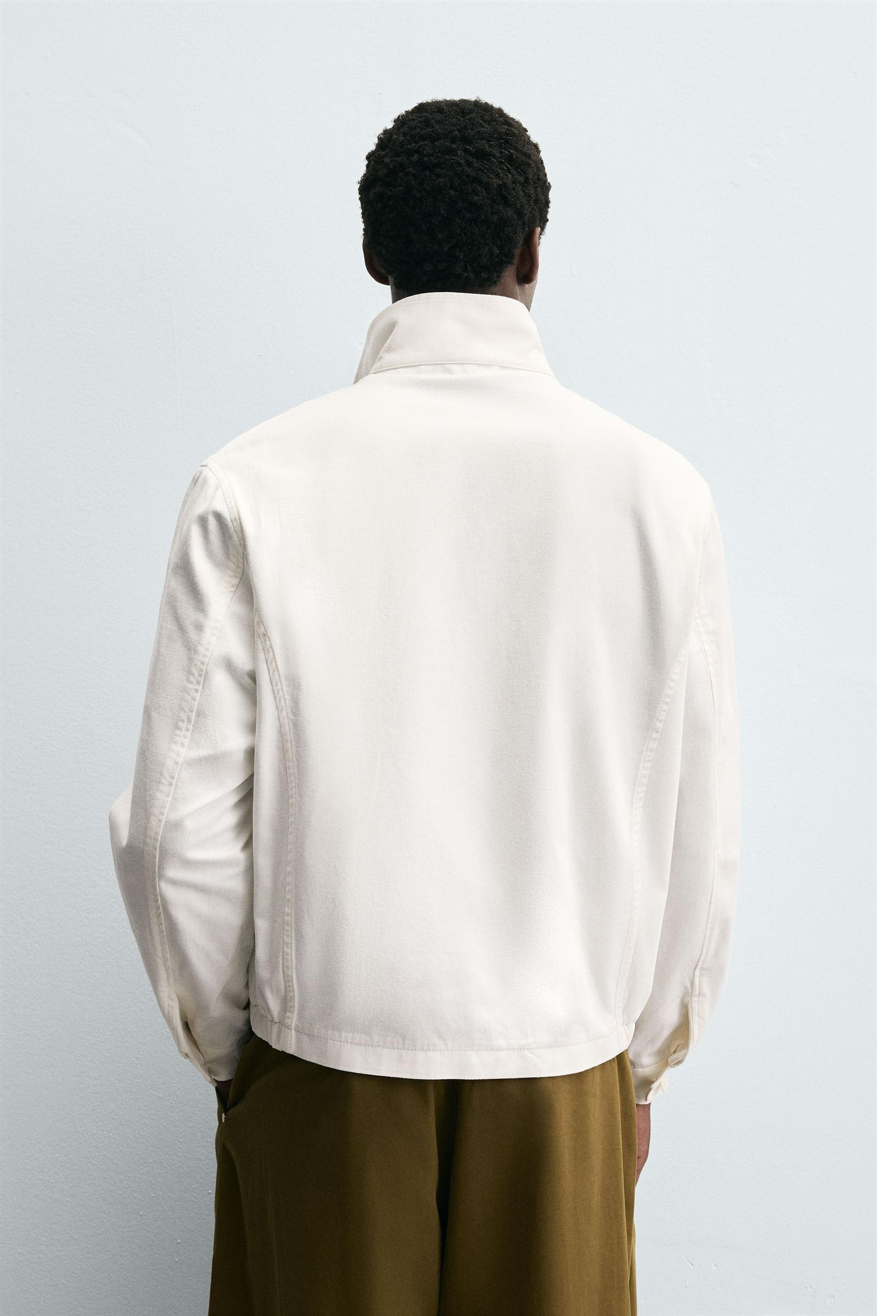 LIGHTWEIGHT REGULAR FIT JACKET - Image 3