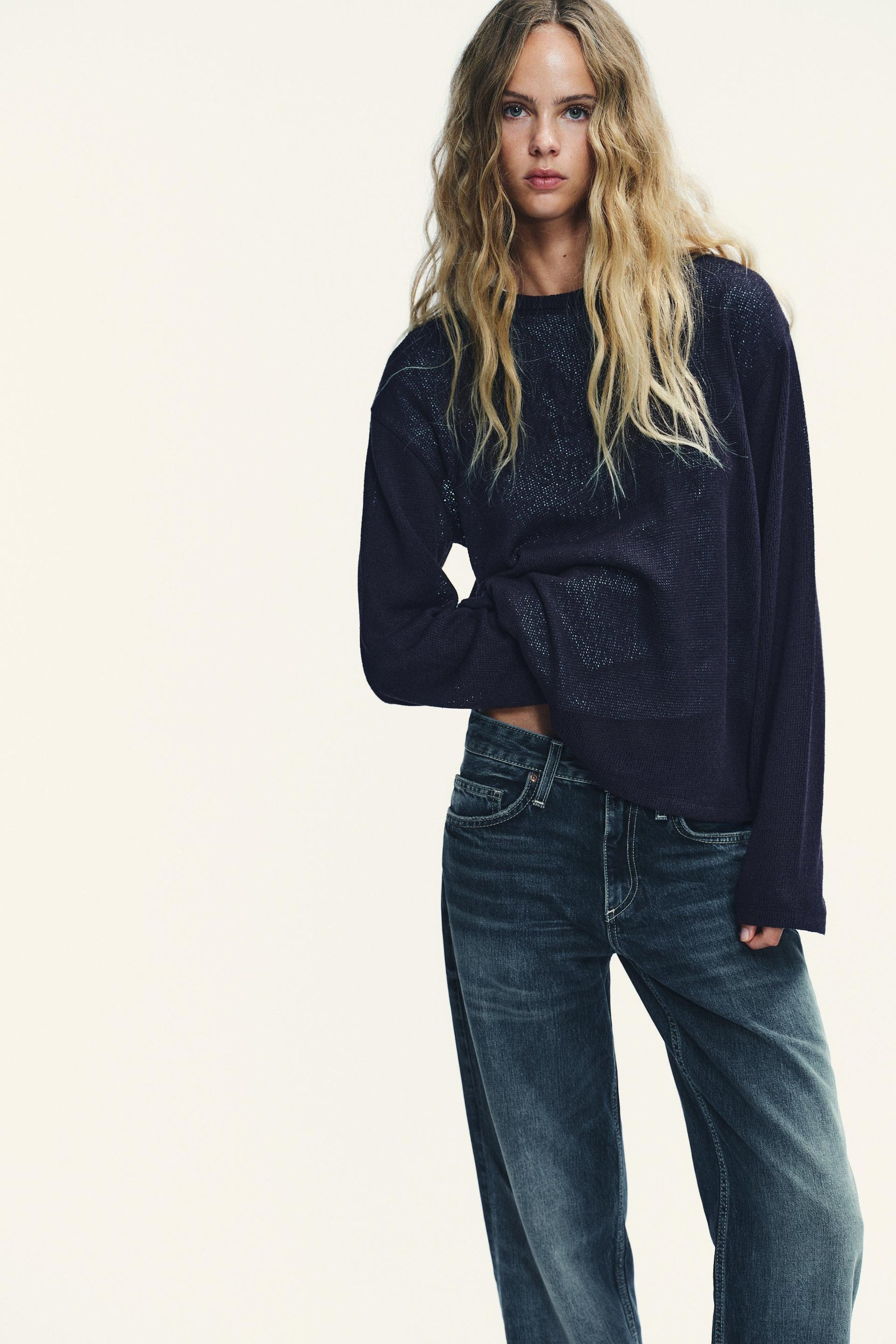 Wide Leg Low-Rise Jeans