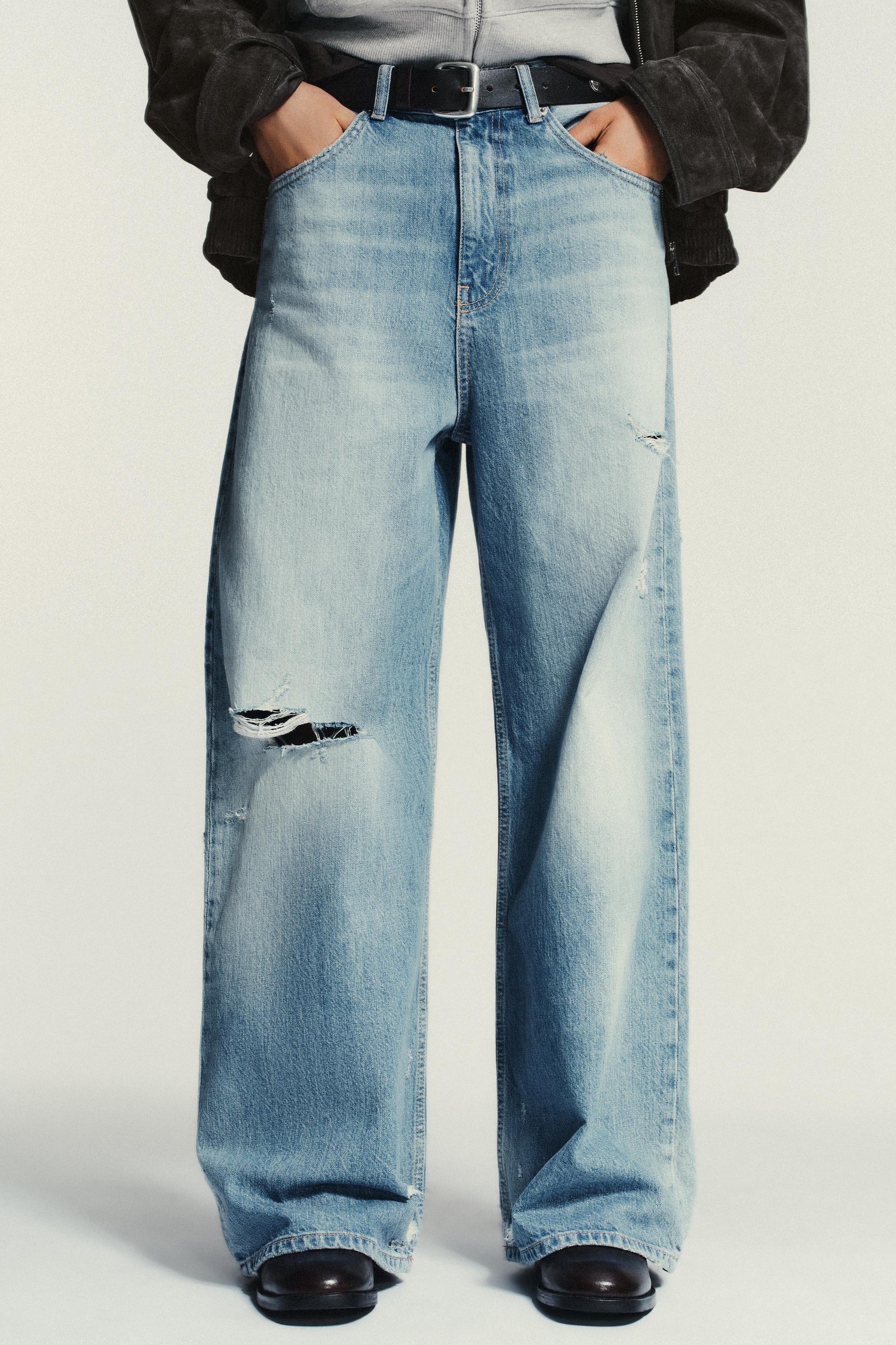 MID-WAIST BAGGY JEANS