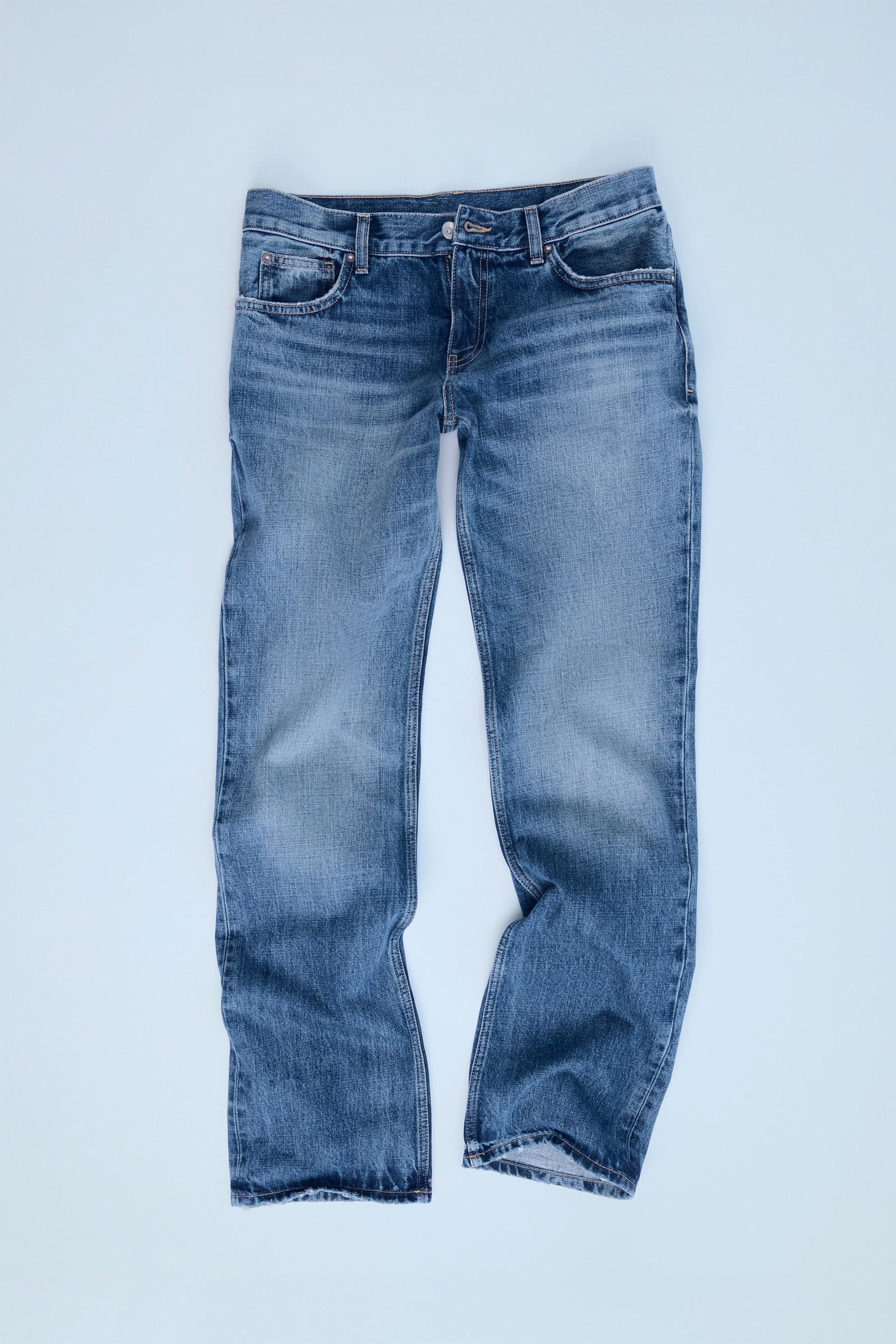 Low-Rise Jeans