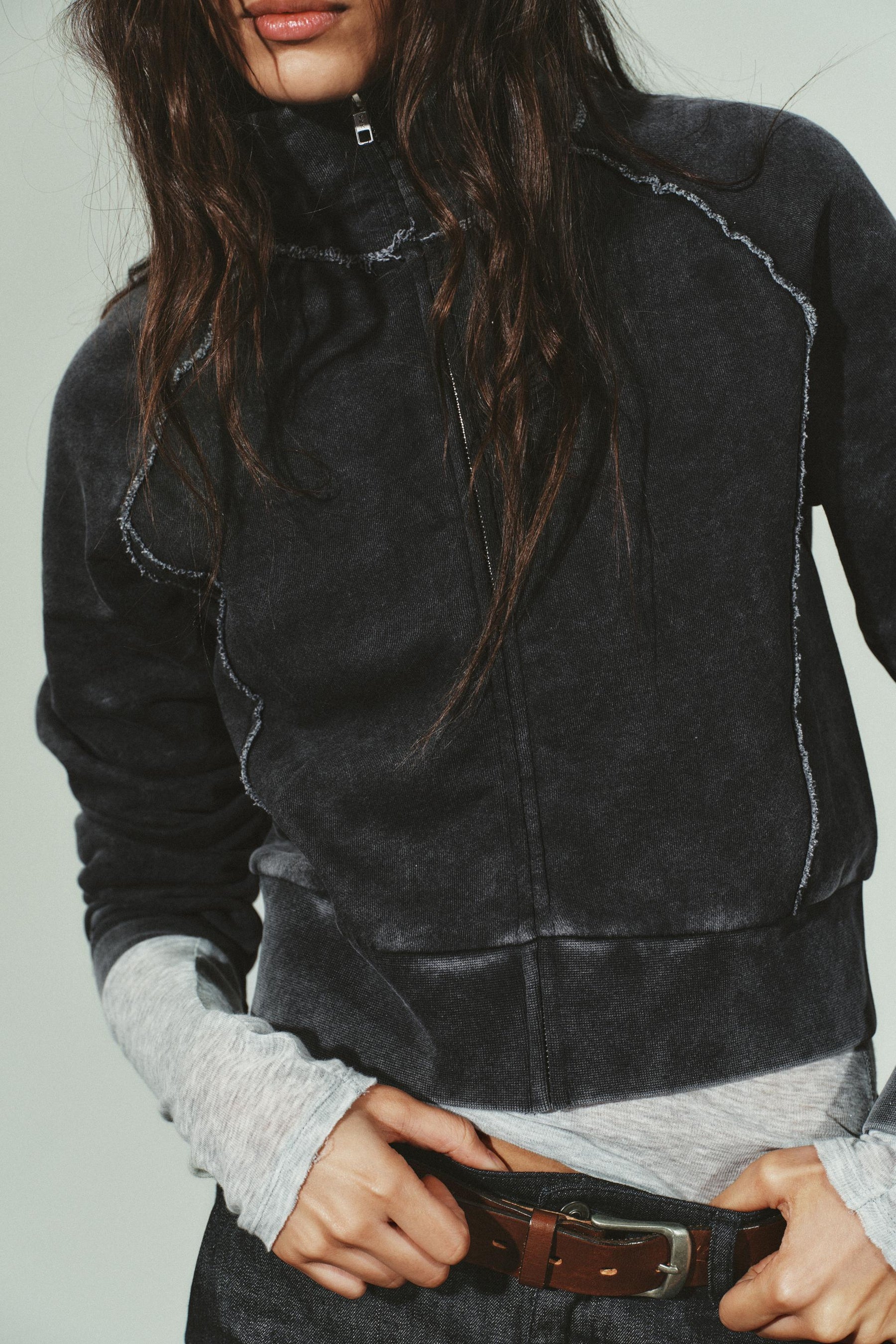 Seam-detailed sweatshirt.