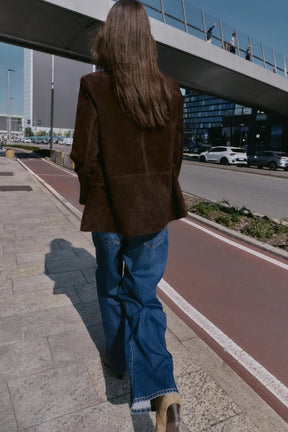 Relaxed Slim Low-Rise Jeans