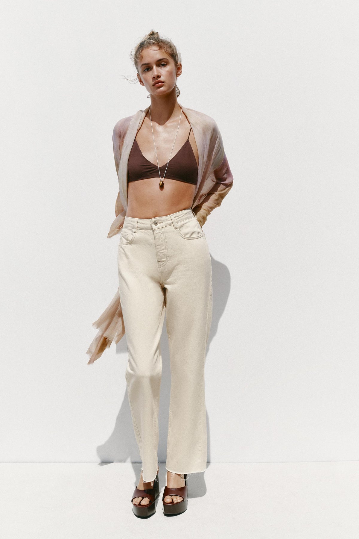 STRAIGHT ANKLE HIGH-WAIST JEANS