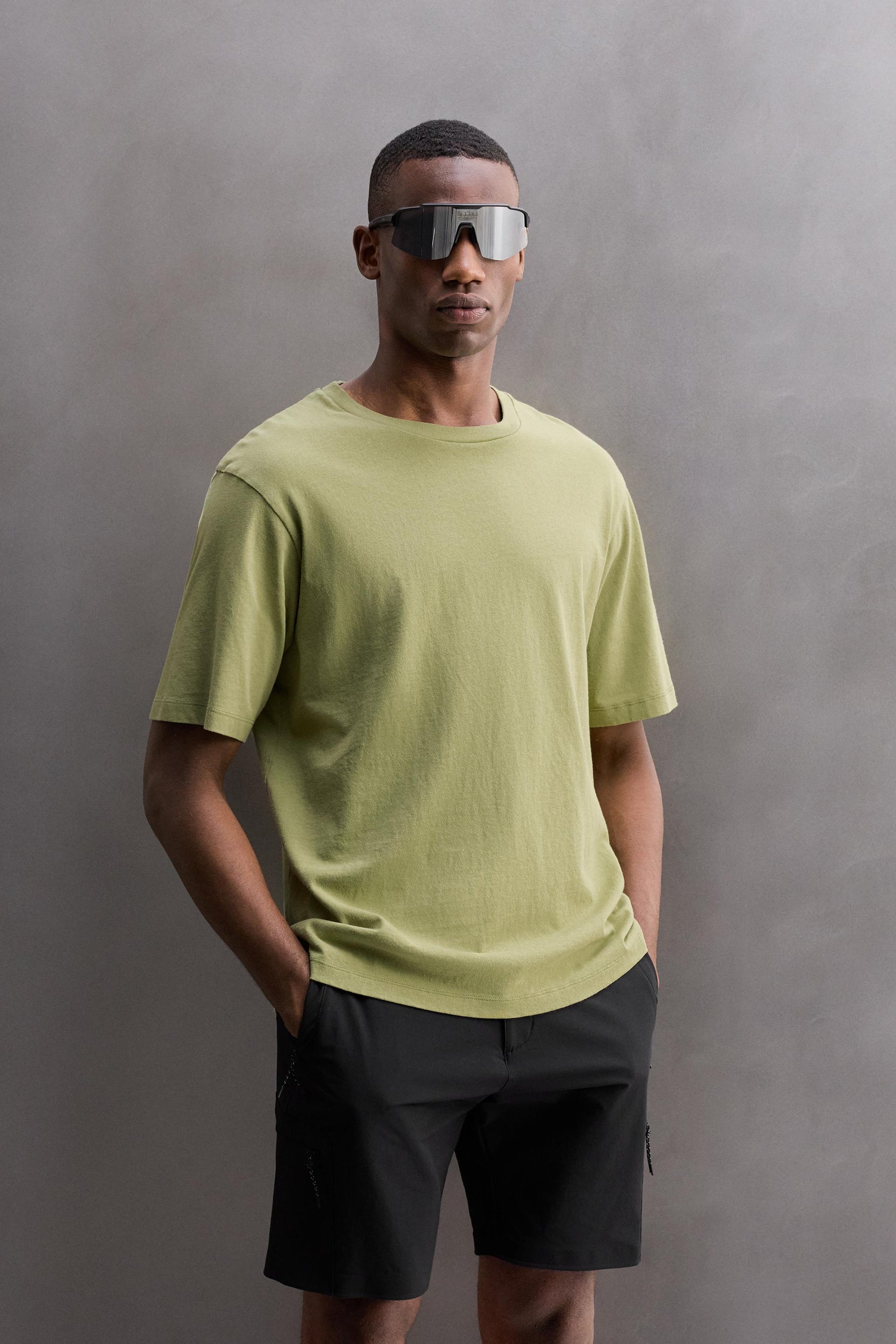 GRAPHIC PRINT T-SHIRT - Image 2