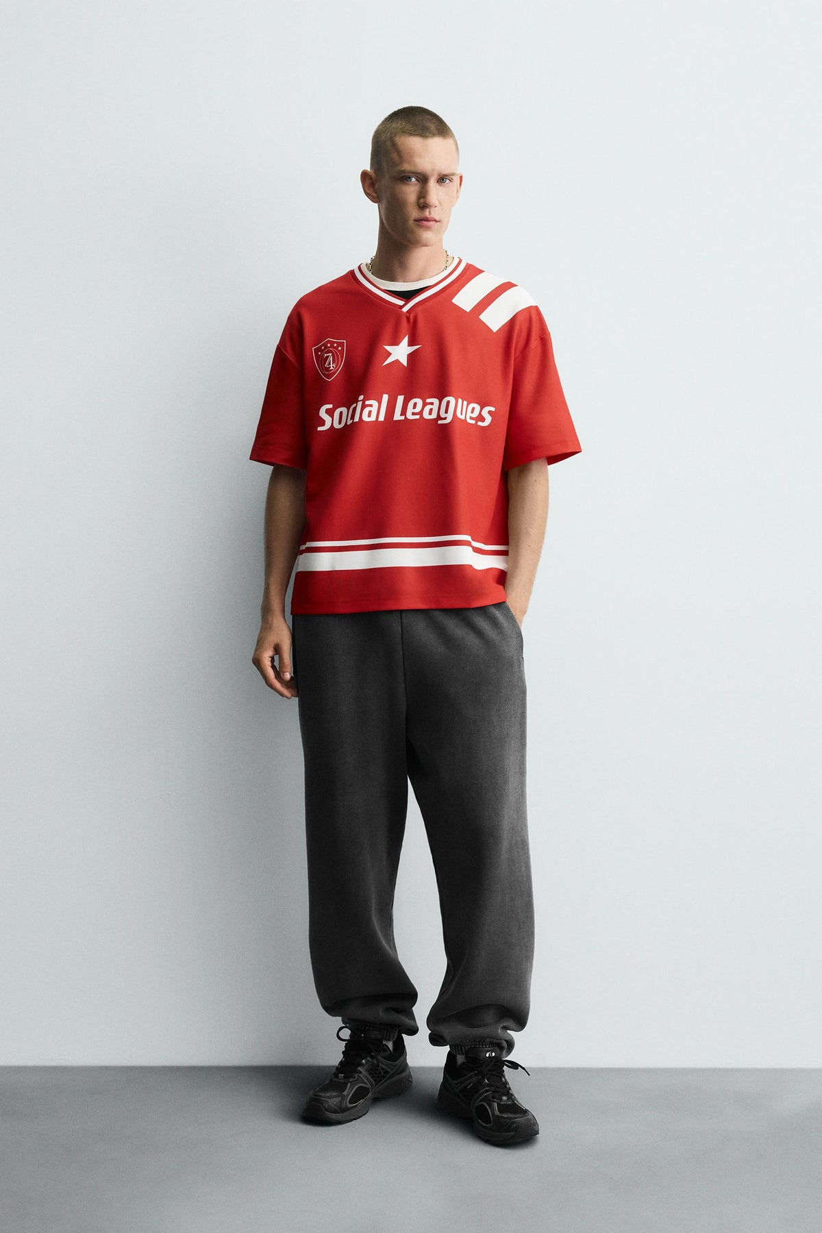 RETRO FOOTBALL PRINT T-SHIRT - Image 1