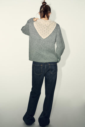 JUMPER WITH CONTRAST HANDKERCHIEF - Image 3
