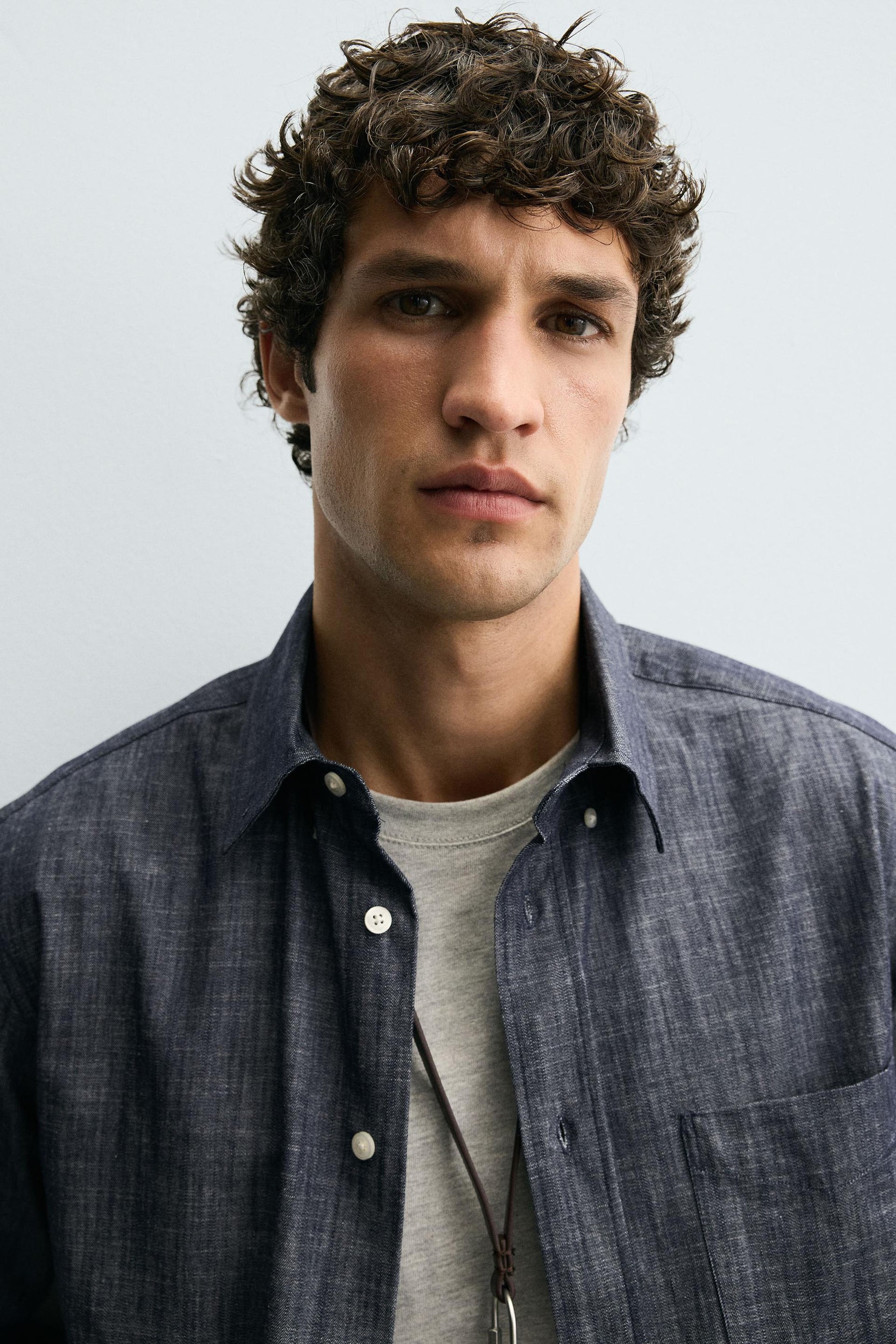 REGULAR FIT BUTTON-DOWN SHIRT - Image 5