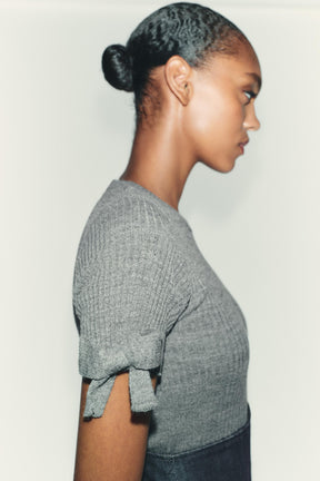SHORT SLEEVE RIB KNIT JUMPER WITH BOWS - Image 4