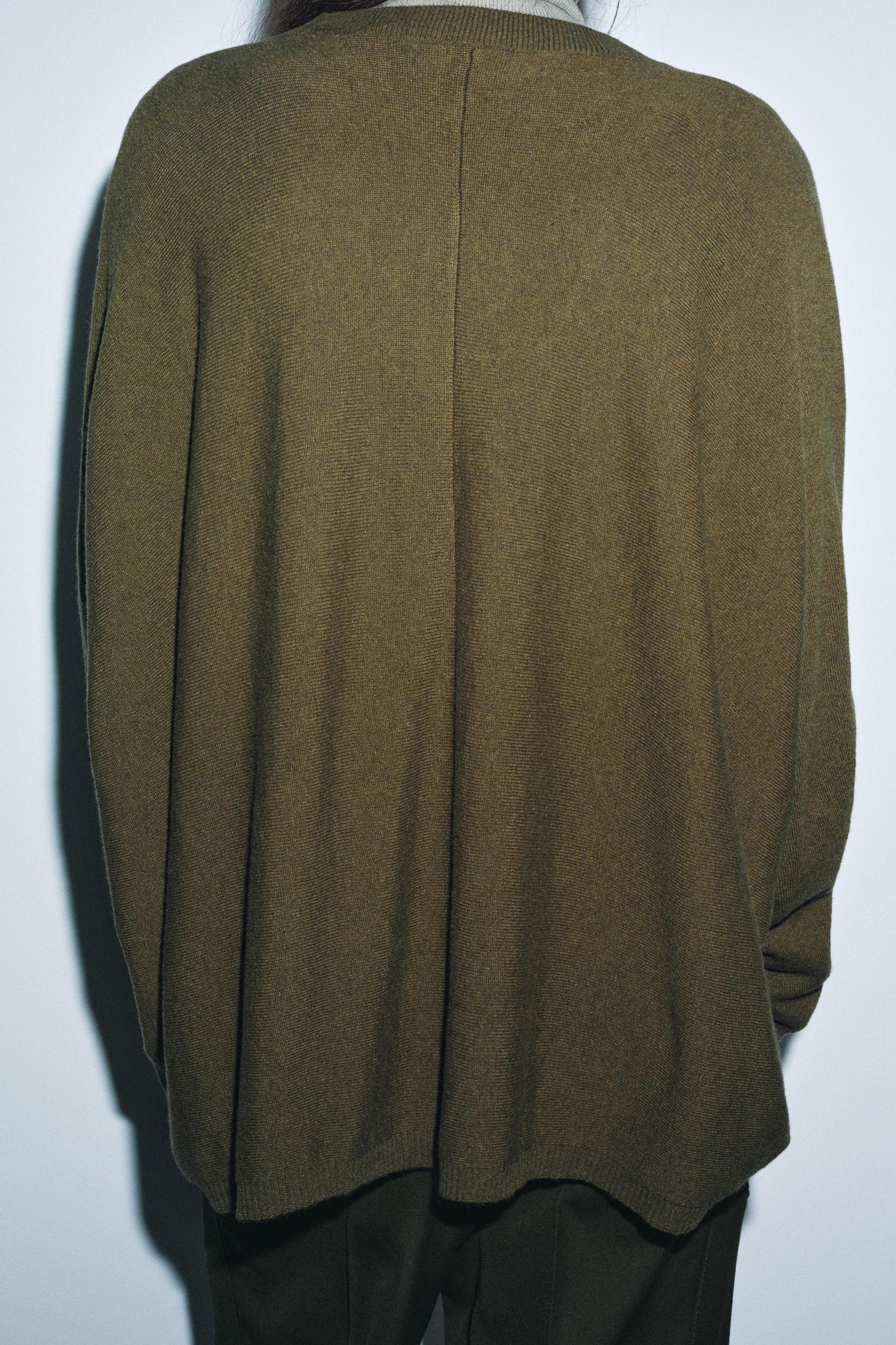 OVERSIZED WOOL JUMPER
