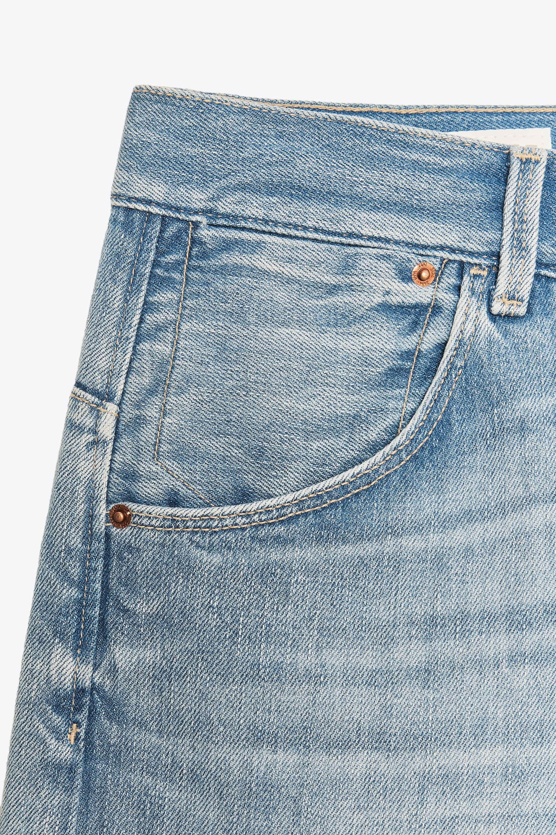 Straight mid-waist belted jeans
