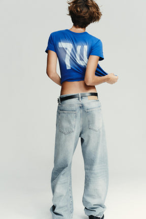 Oversized mid-waist jeans