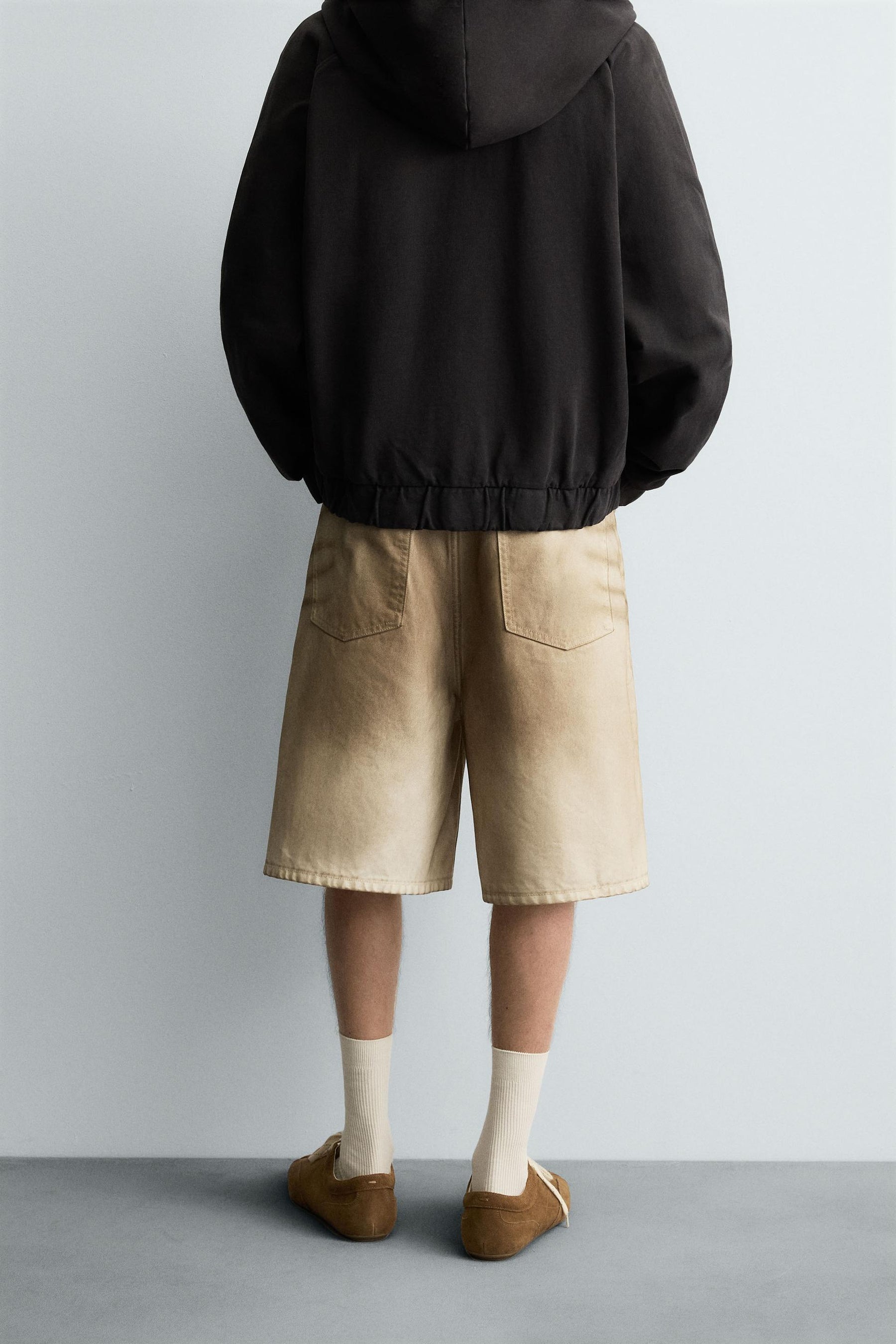 FADED PRINT BAGGY FIT BERMUDA SHORTS - Image 3