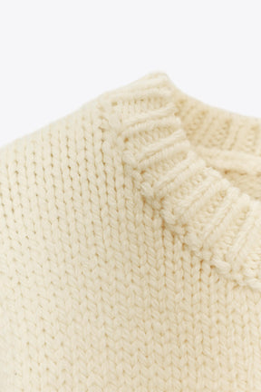 SHORT SLEEVE KNIT JUMPER - Image 4