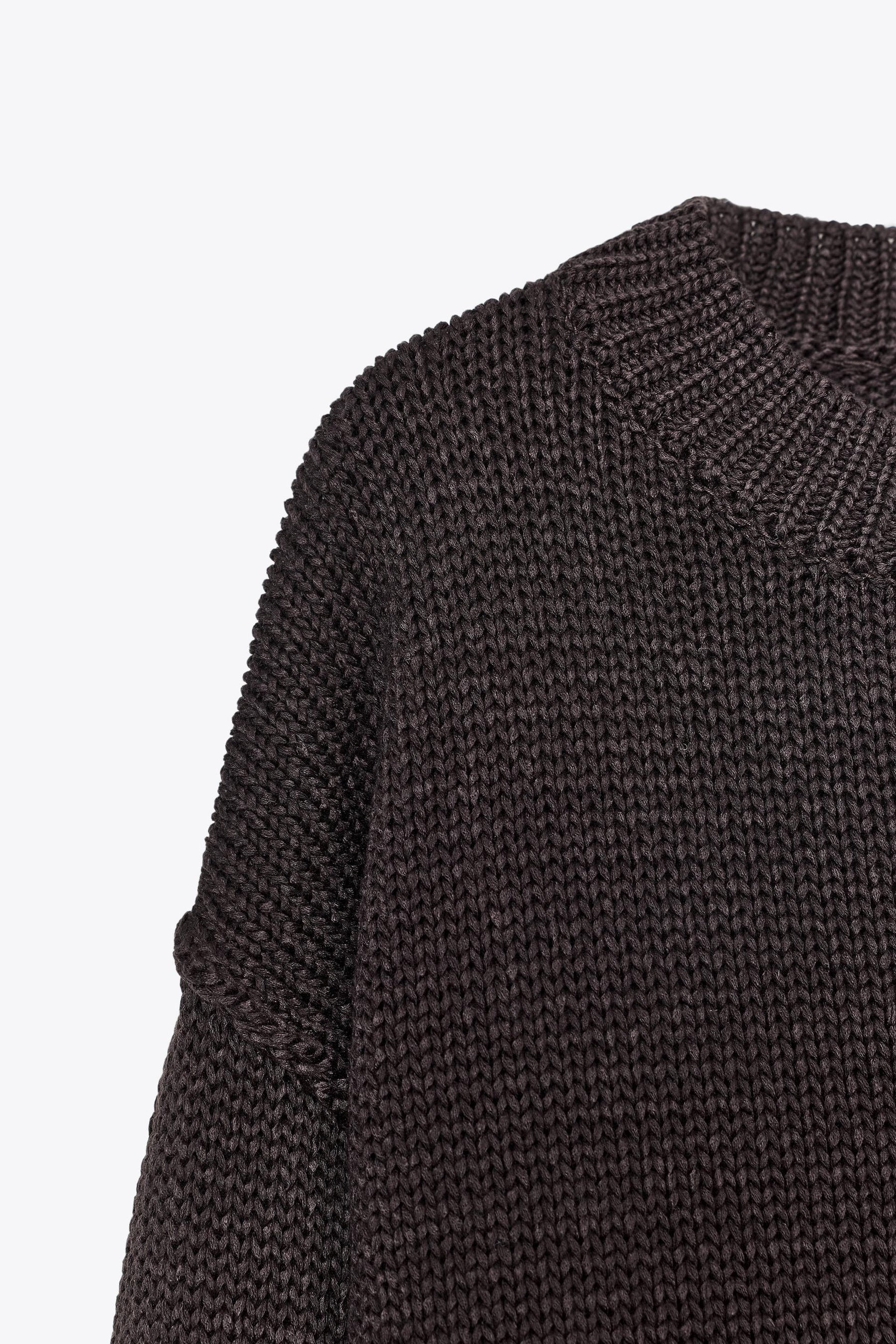 KNIT JUMPER WITH SEAMS