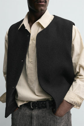 BOUCLÉ TEXTURE GILET WITH WOOL - Image 5