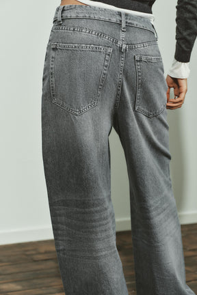 Folded waistband mid-waist jeans