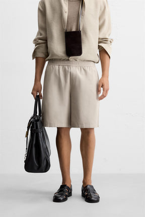 TEXTURED REGULAR FIT BERMUDA SHORTS - Image 2