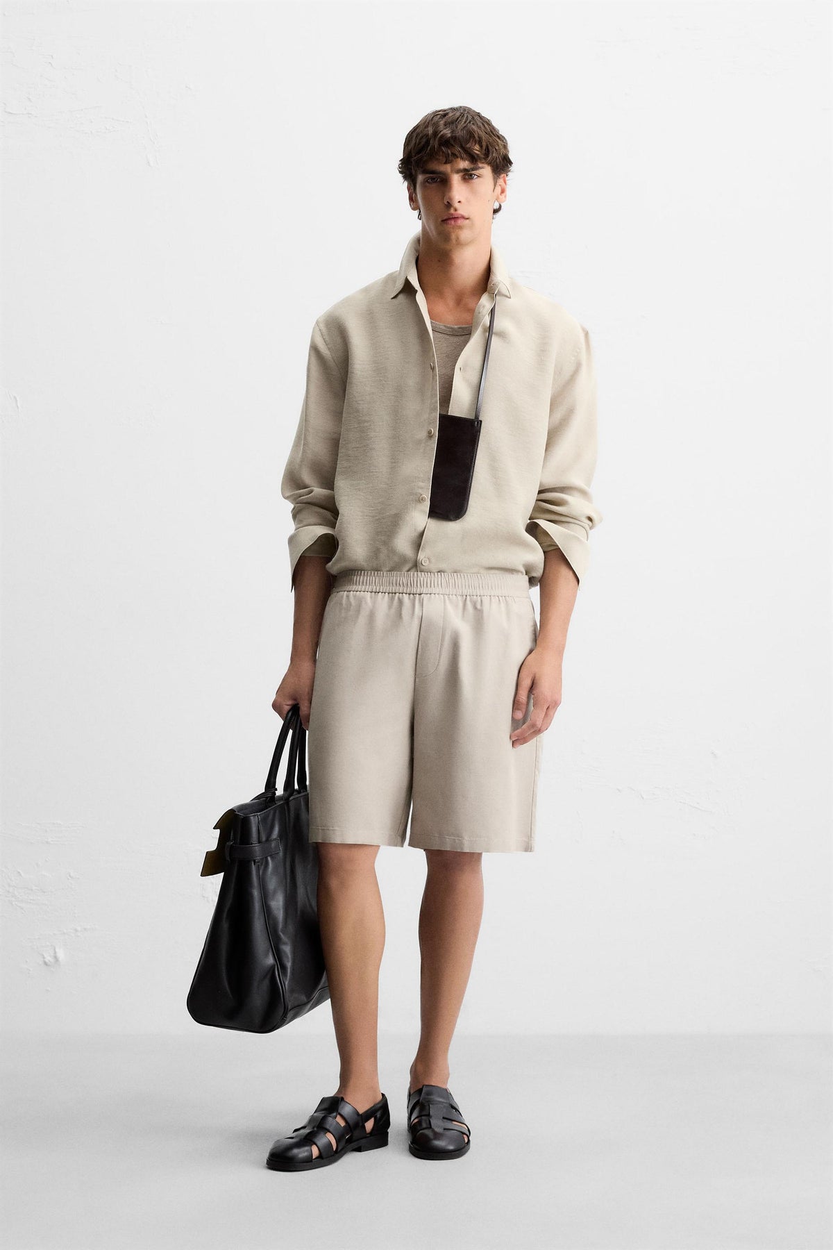 TEXTURED REGULAR FIT BERMUDA SHORTS - Image 1