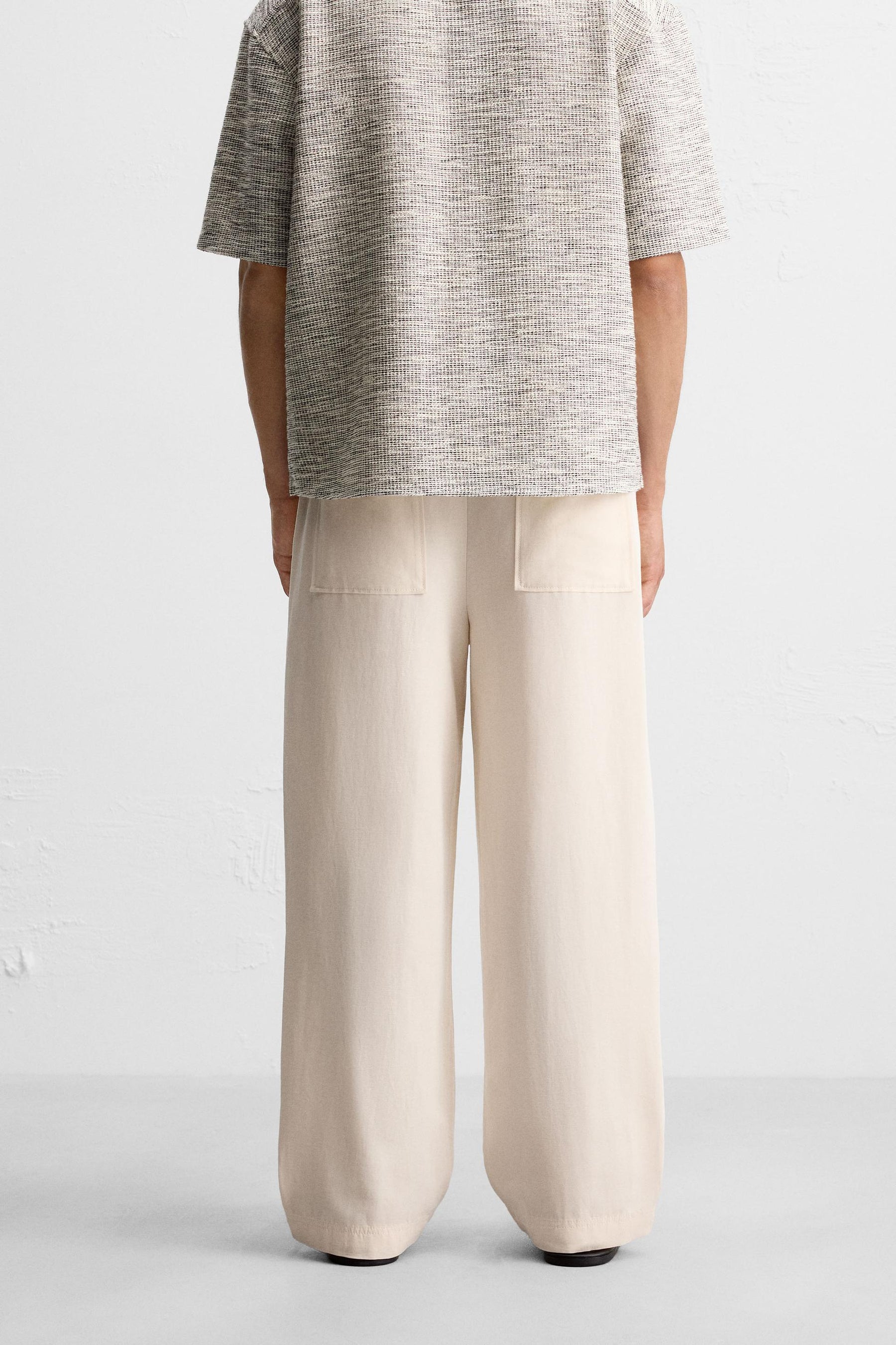 REGULAR FIT JOGGER WAIST TROUSERS - Image 3