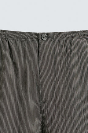 STRIPED WRINKLED-EFFECT FLOWING TROUSERS - Image 8