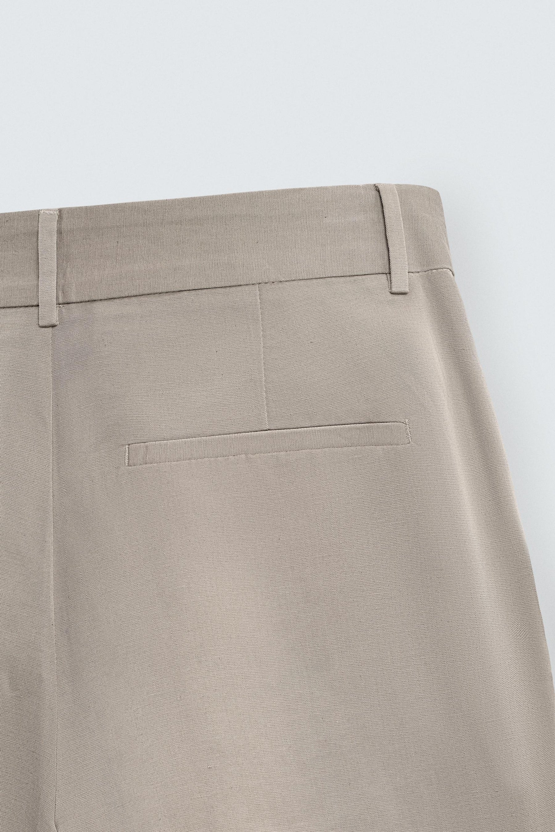 RELAXED FIT PLEATED BERMUDA SHORTS - Image 10