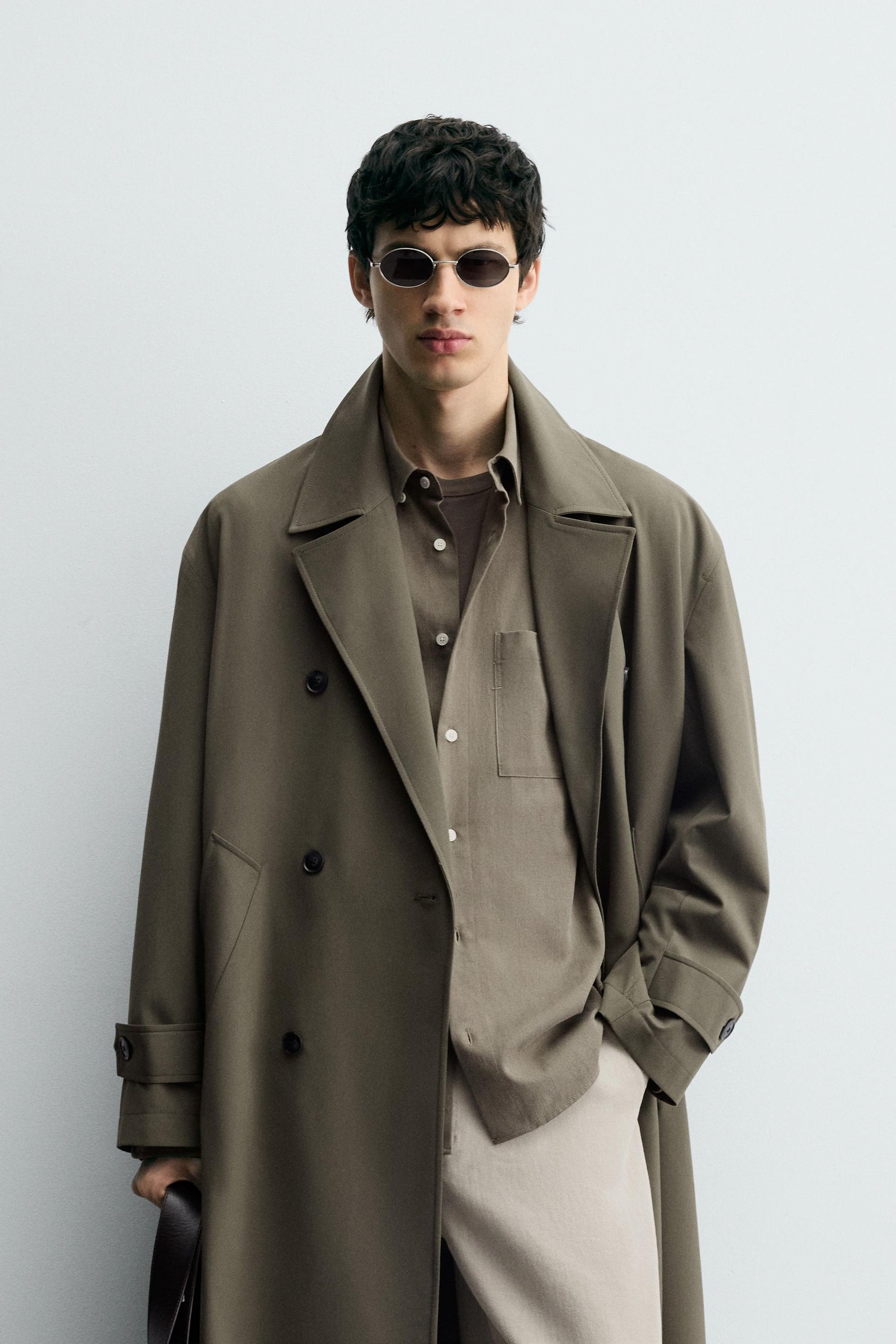 OVERSIZE FLOWING TRENCH COAT - Image 2