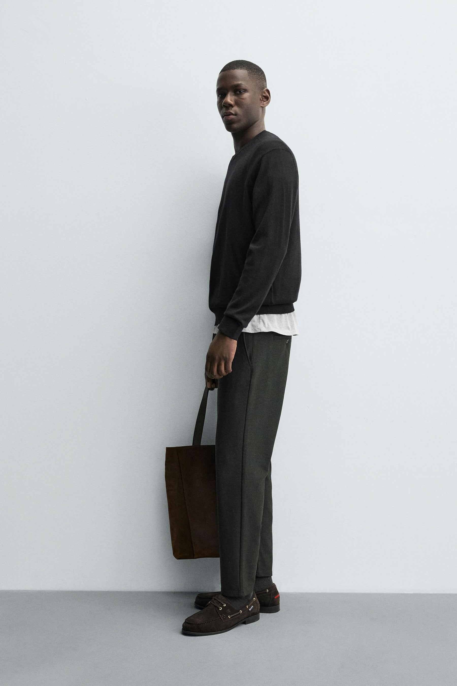 COMFORT TEXTURED CHINO TROUSERS - Image 4