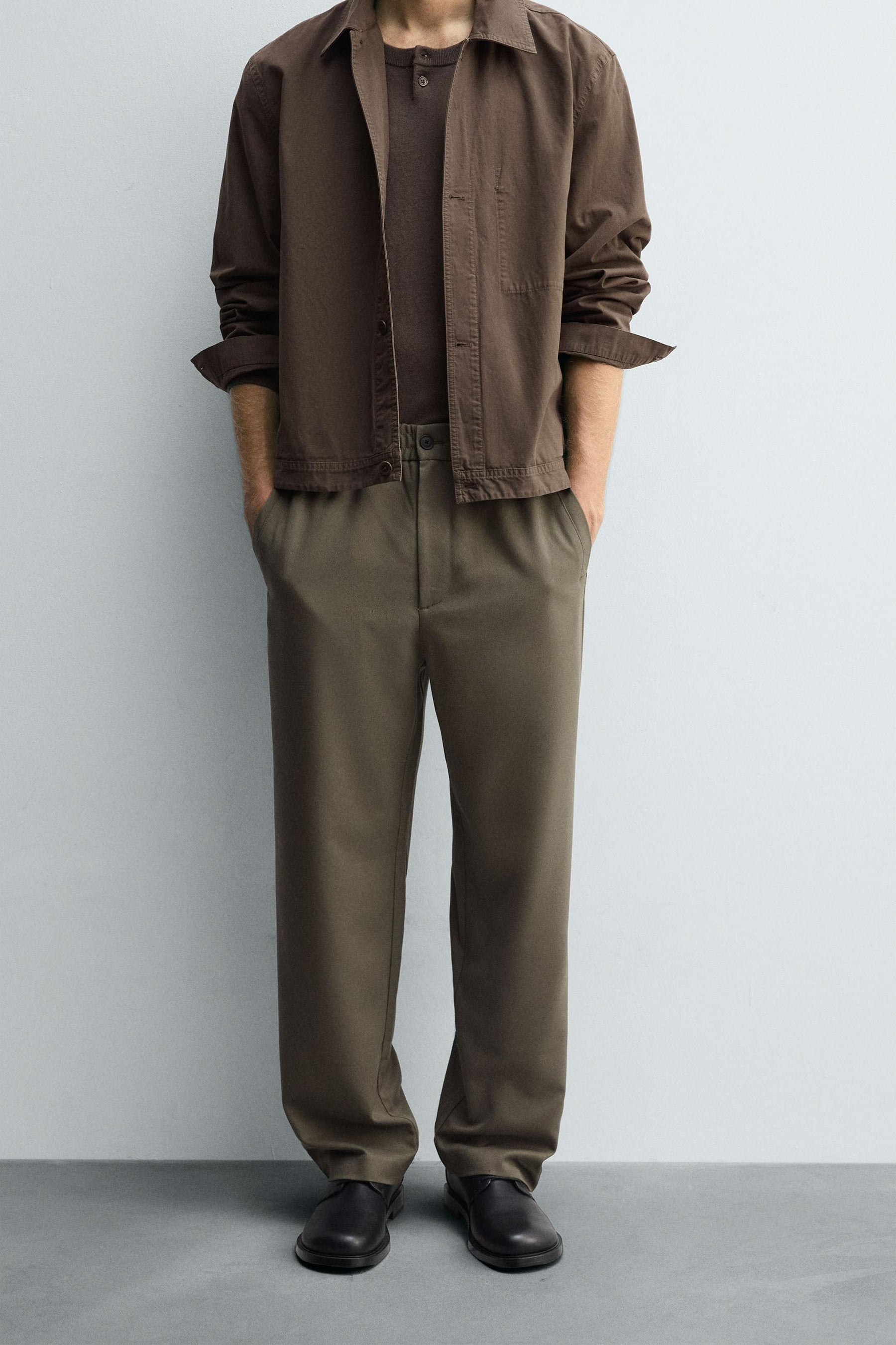 REGULAR FIT JOGGER WAIST TROUSERS - Image 2