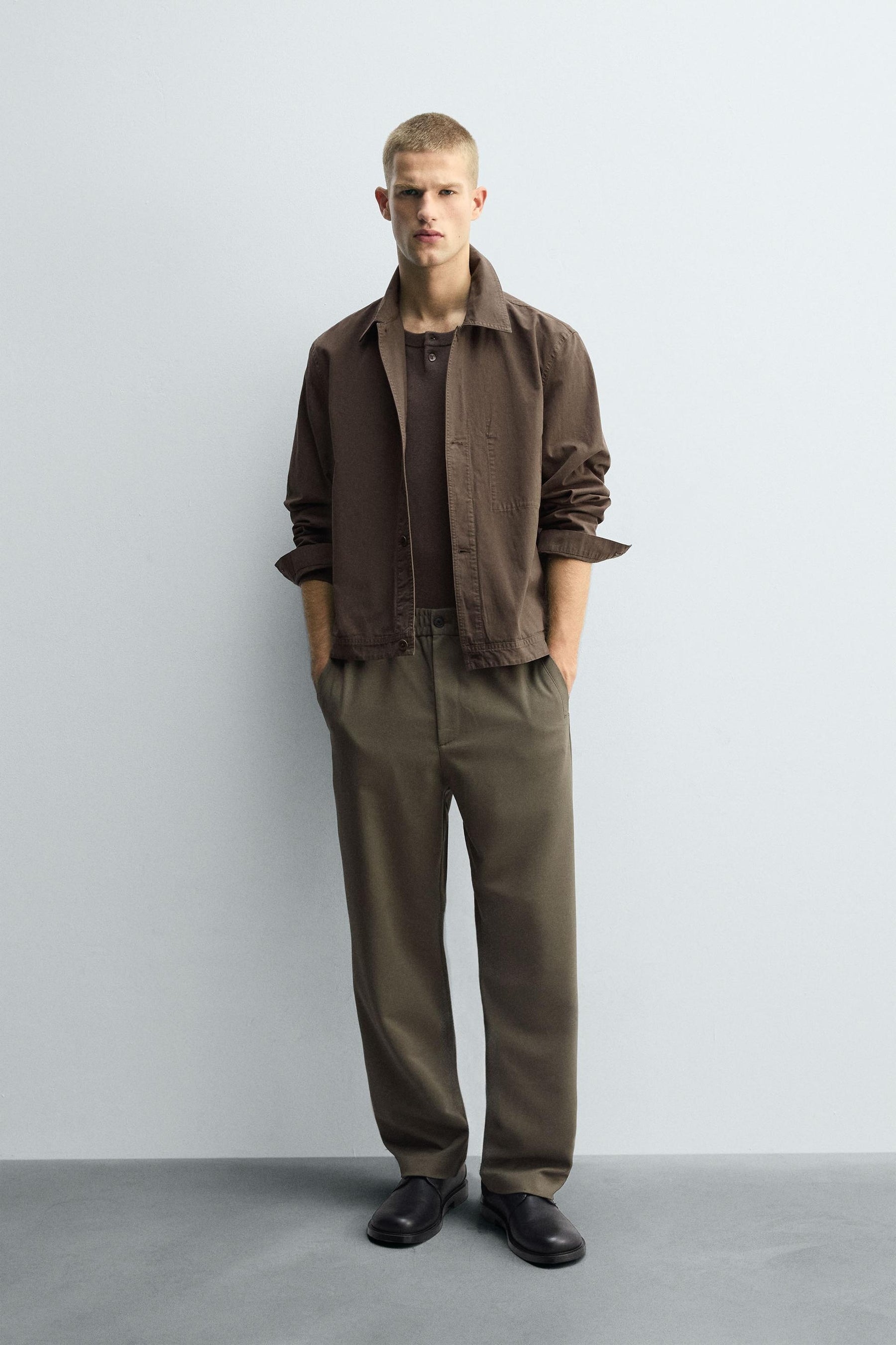 REGULAR FIT JOGGER WAIST TROUSERS - Image 1