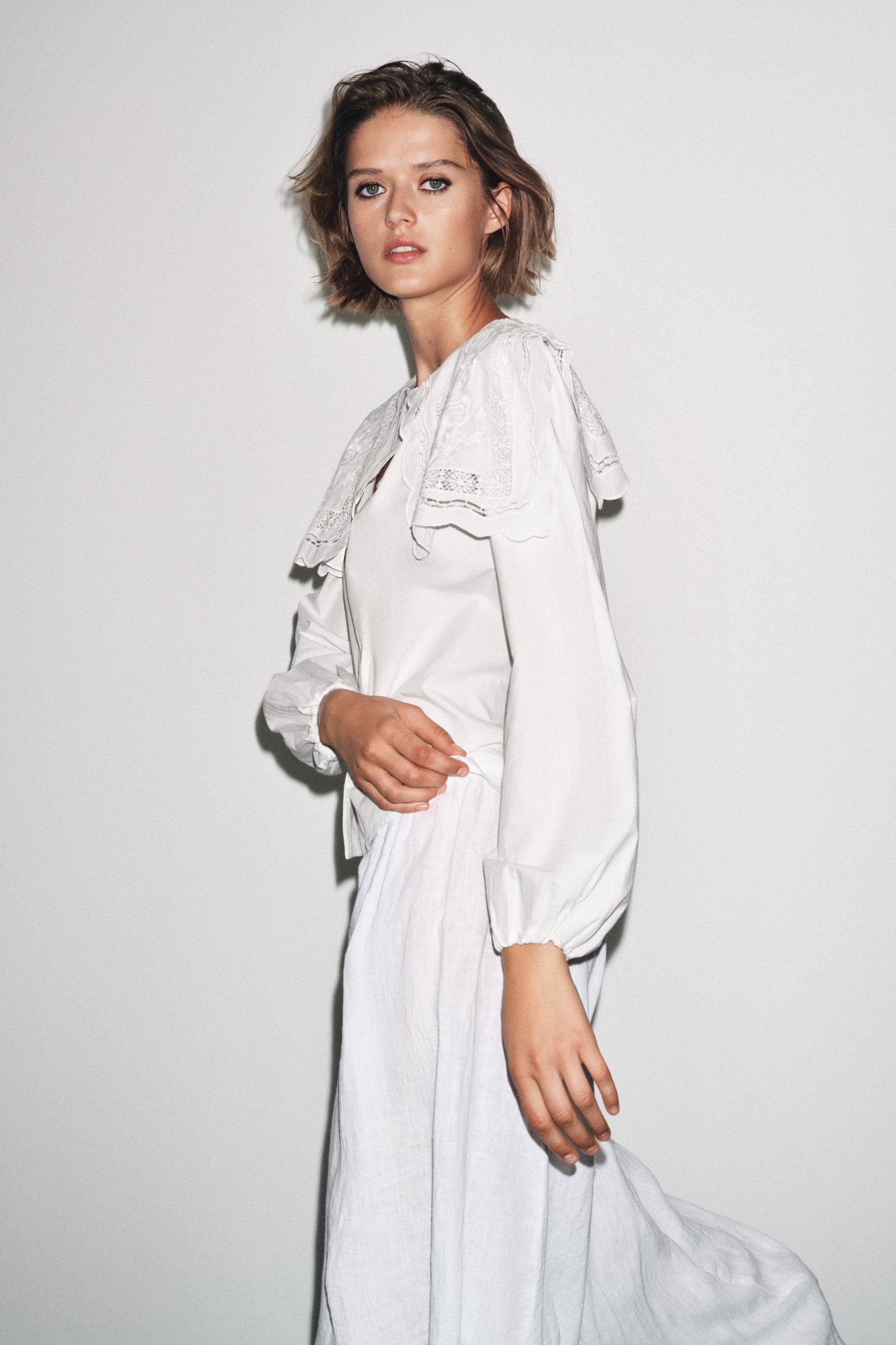 Embroidered Collar Poplin Shirt