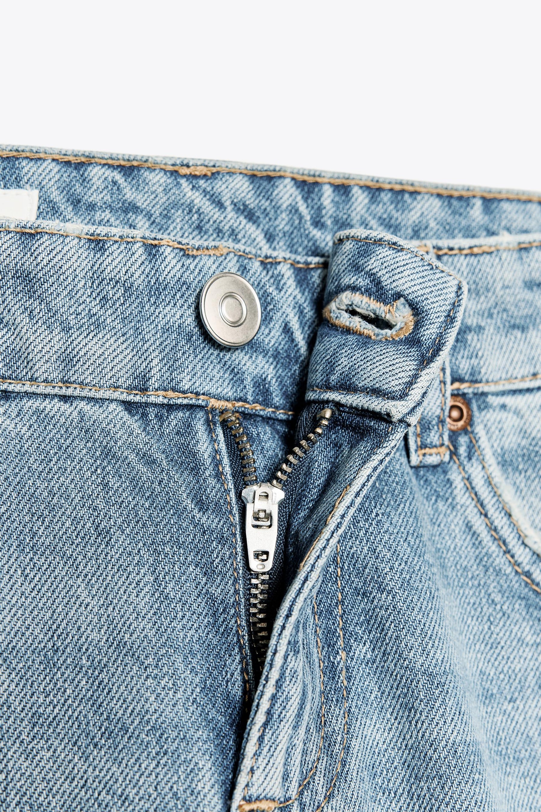 Wide-leg low-rise jeans