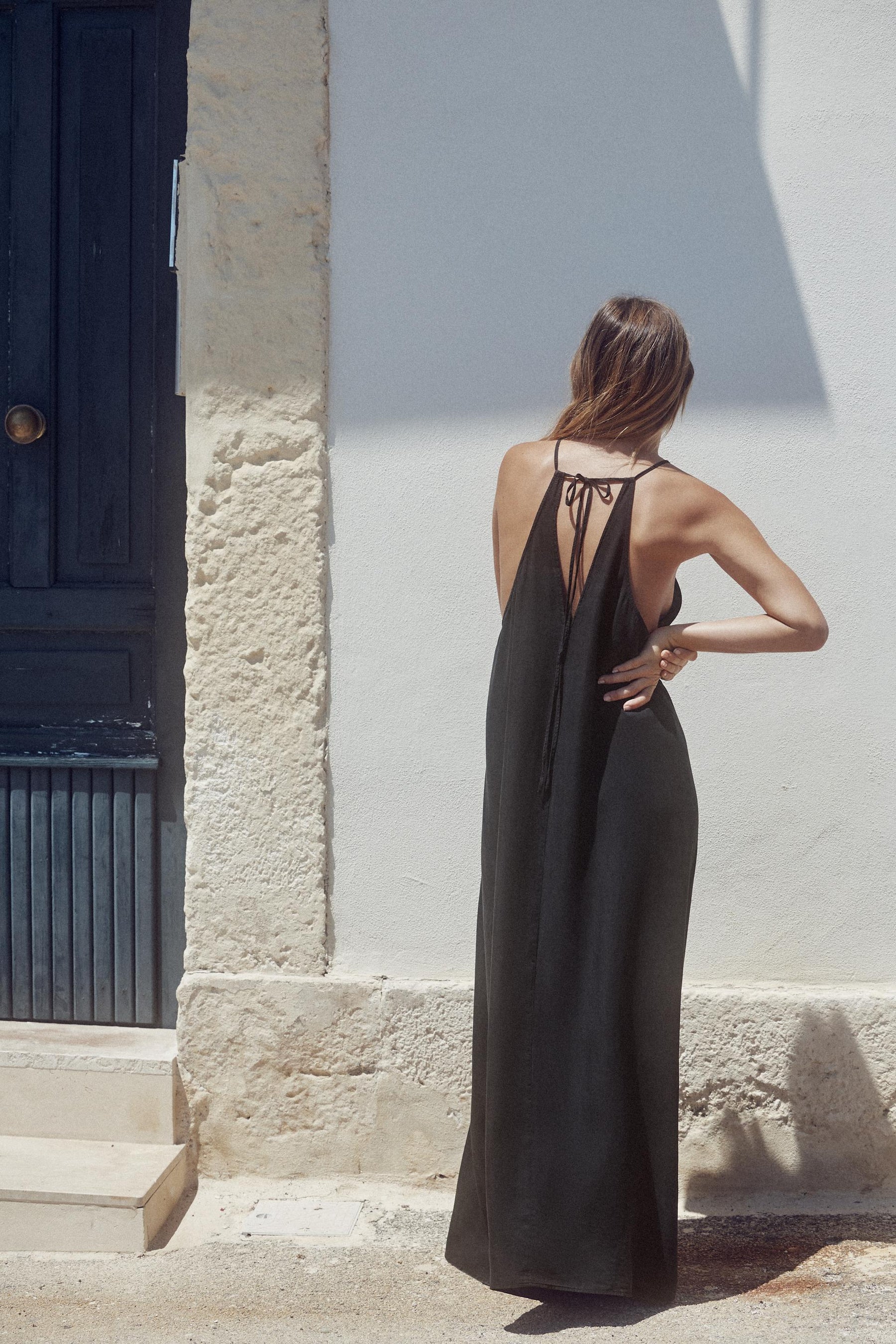 HALTERNECK DRESS WITH GATHERING - Image 4