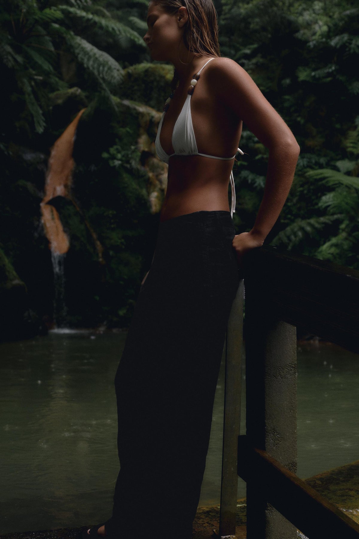 STRAIGHT-LEG TROUSERS