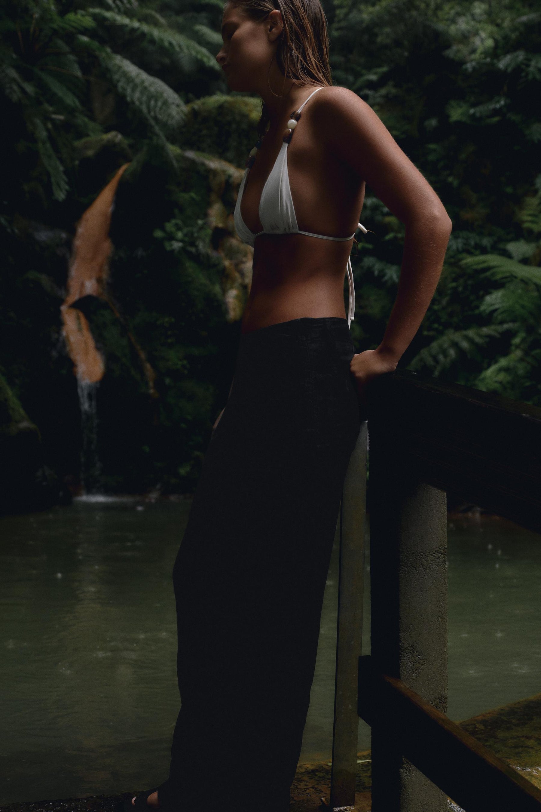 STRAIGHT-LEG TROUSERS