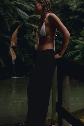 STRAIGHT-LEG TROUSERS