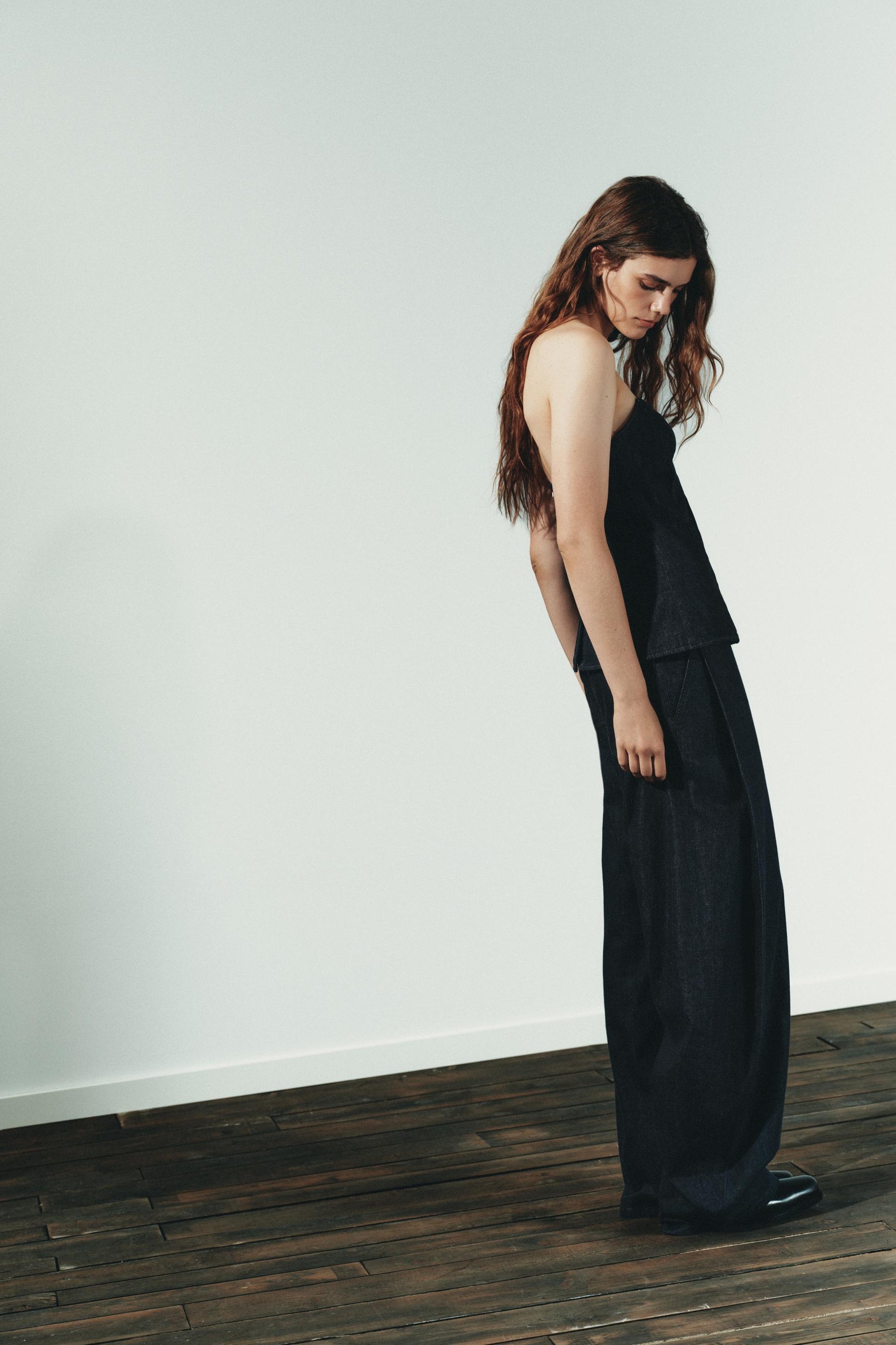 DENIM TROUSERS WITH DARTS