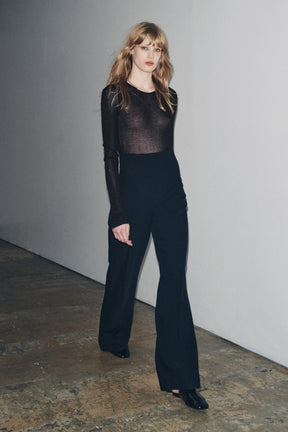 HIGH-WAIST TROUSERS WITH ZIP