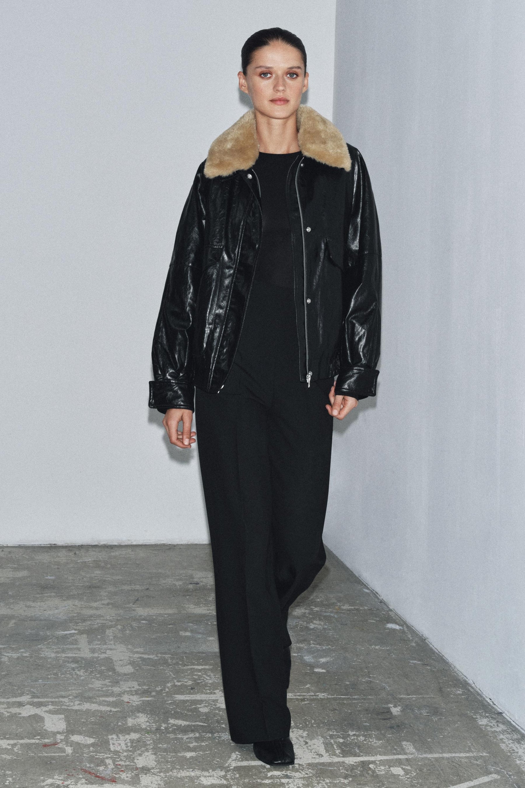 High-waist Trousers with Zip