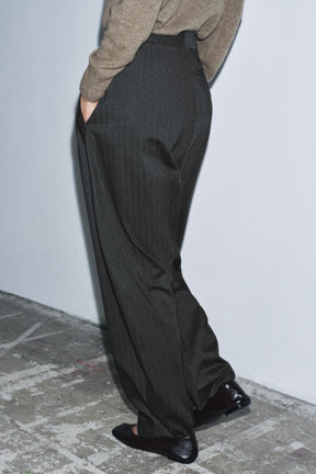 Textured Balloon Trousers