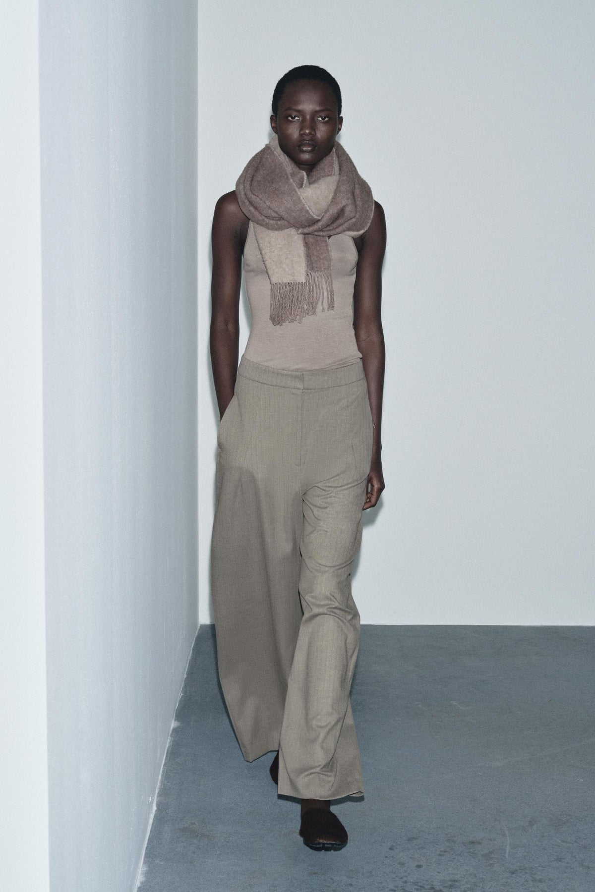 Herringbone Balloon Trousers