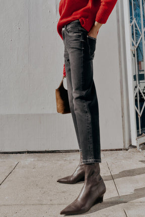 High-Waist Mom Fit Jeans