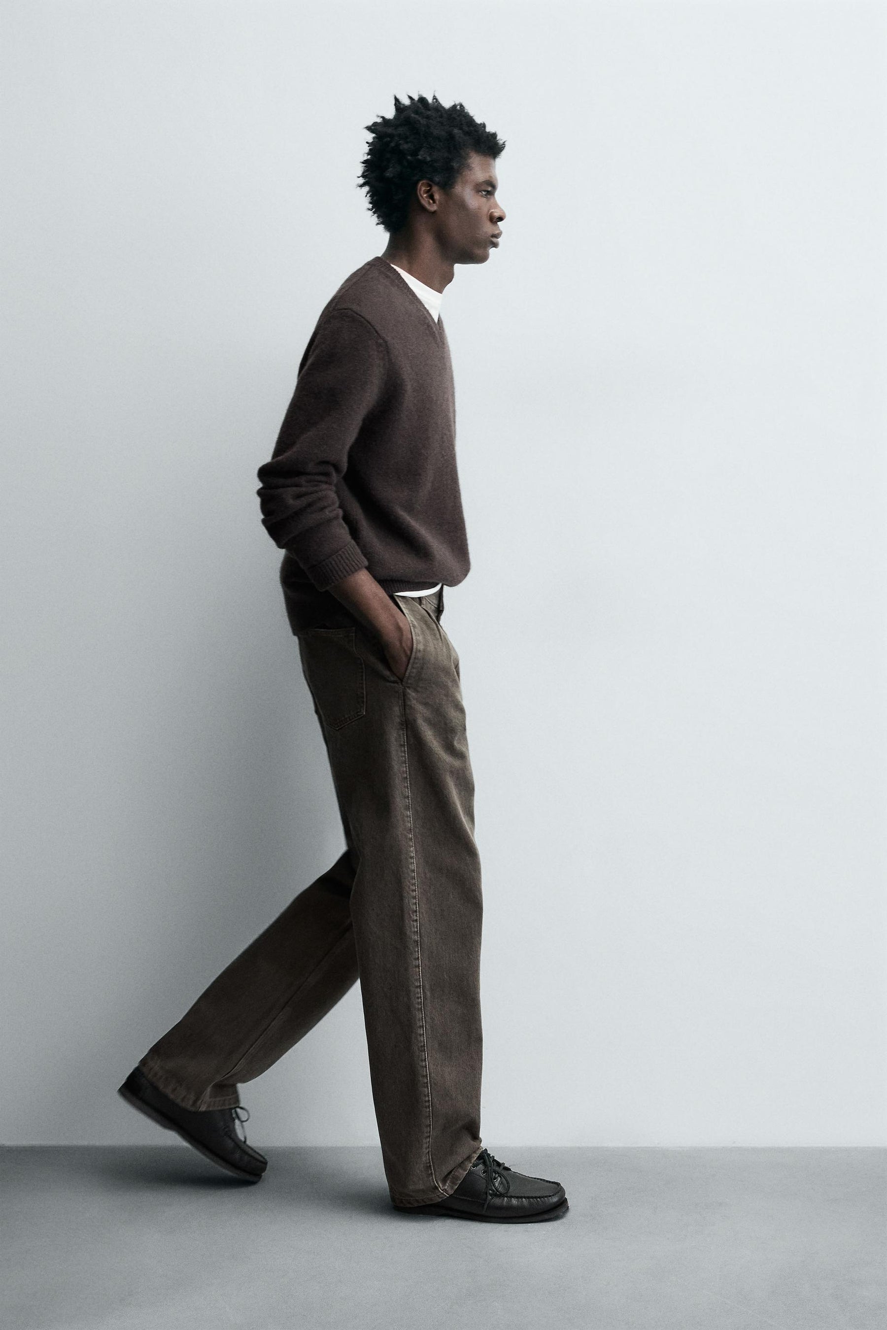 STRAIGHT FIT PLEATED JEANS - Image 5