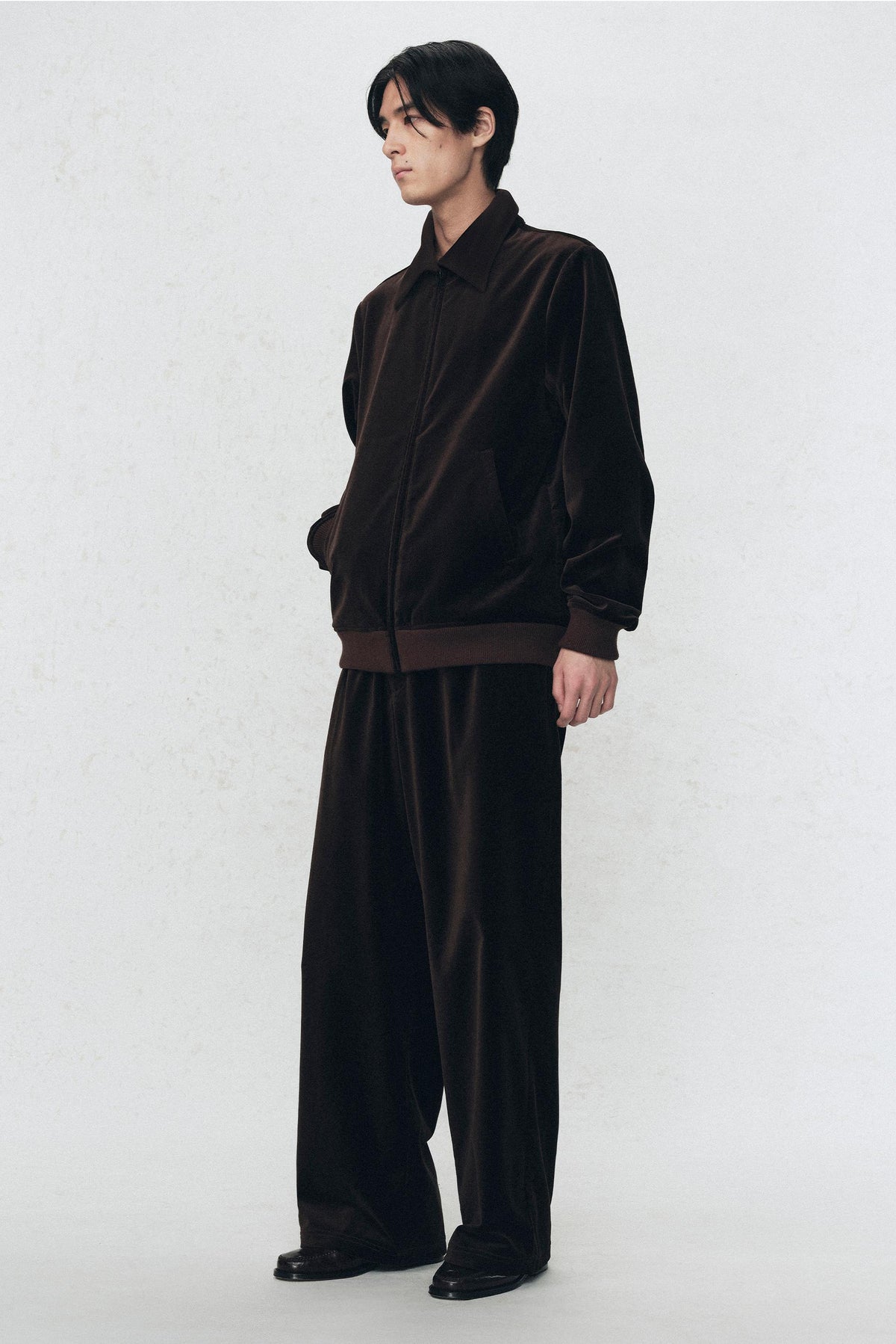 RELAXED FIT VELVET TROUSERS SOSHIOTSUKI X - Image 1