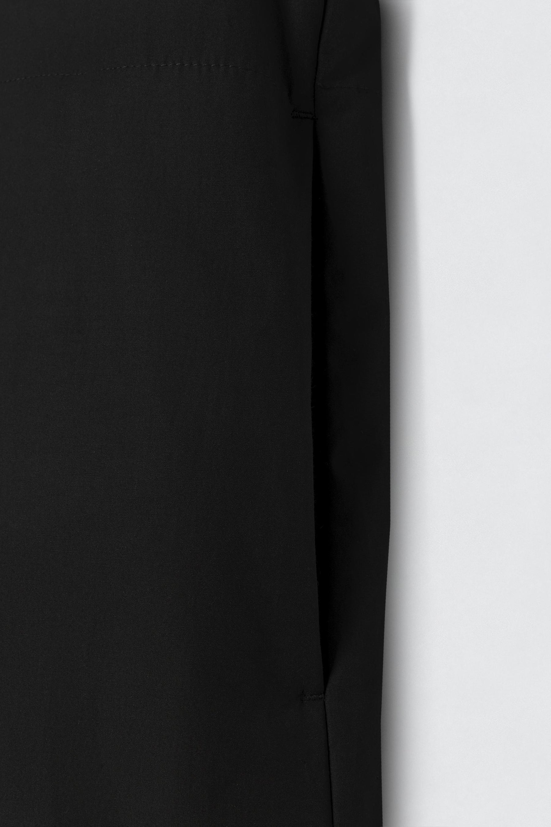 SOSHIOTSUKI X TECHNICAL QUILTED COAT - Image 5