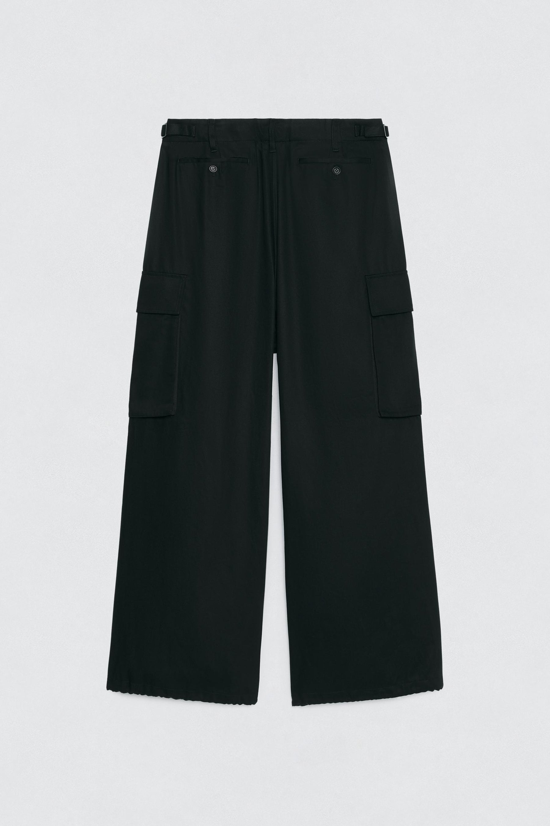 Relaxed Cargo Suit Pants