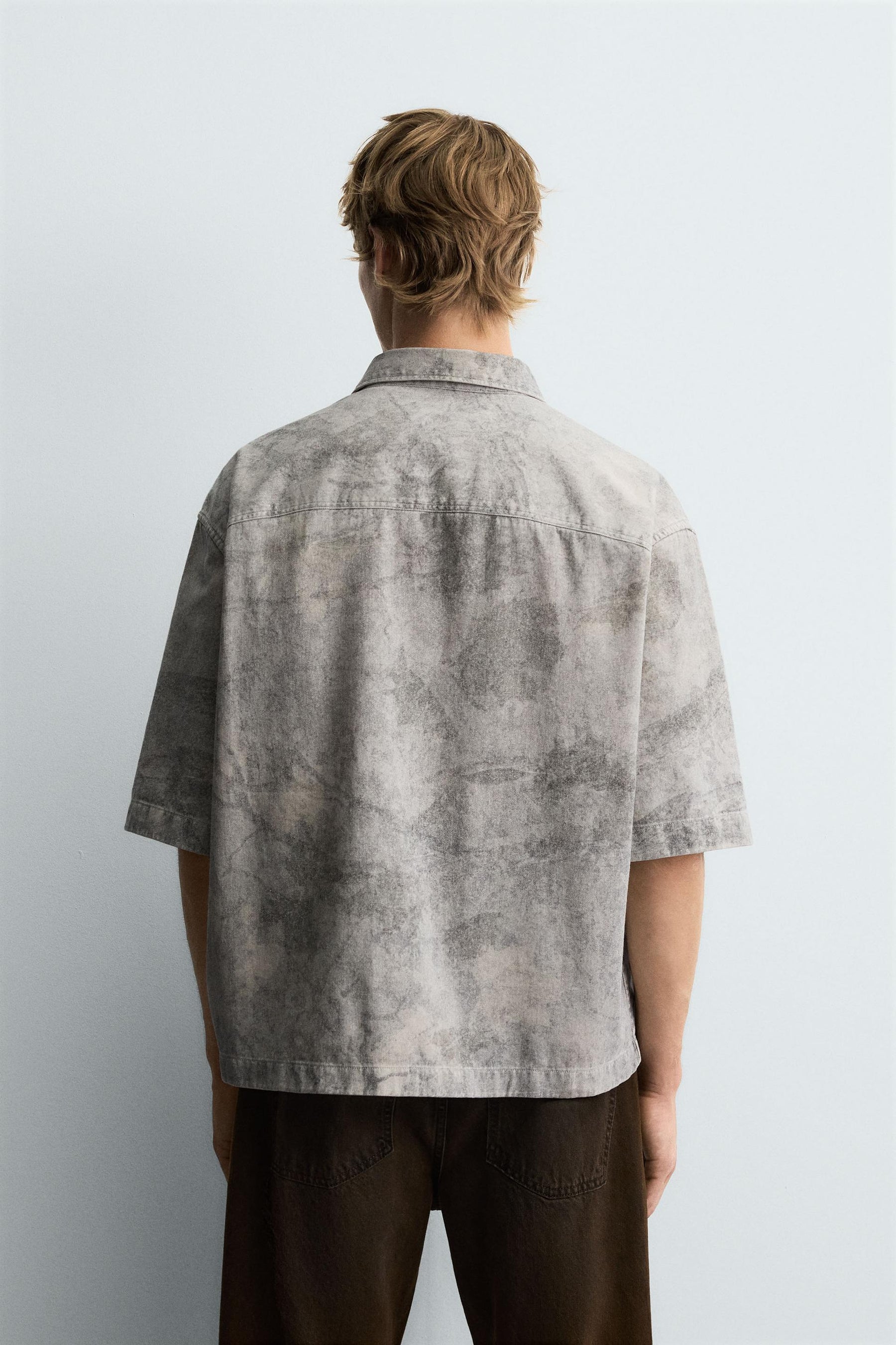 RELAXED FIT ABSTRACT PRINT SHIRT - Image 3