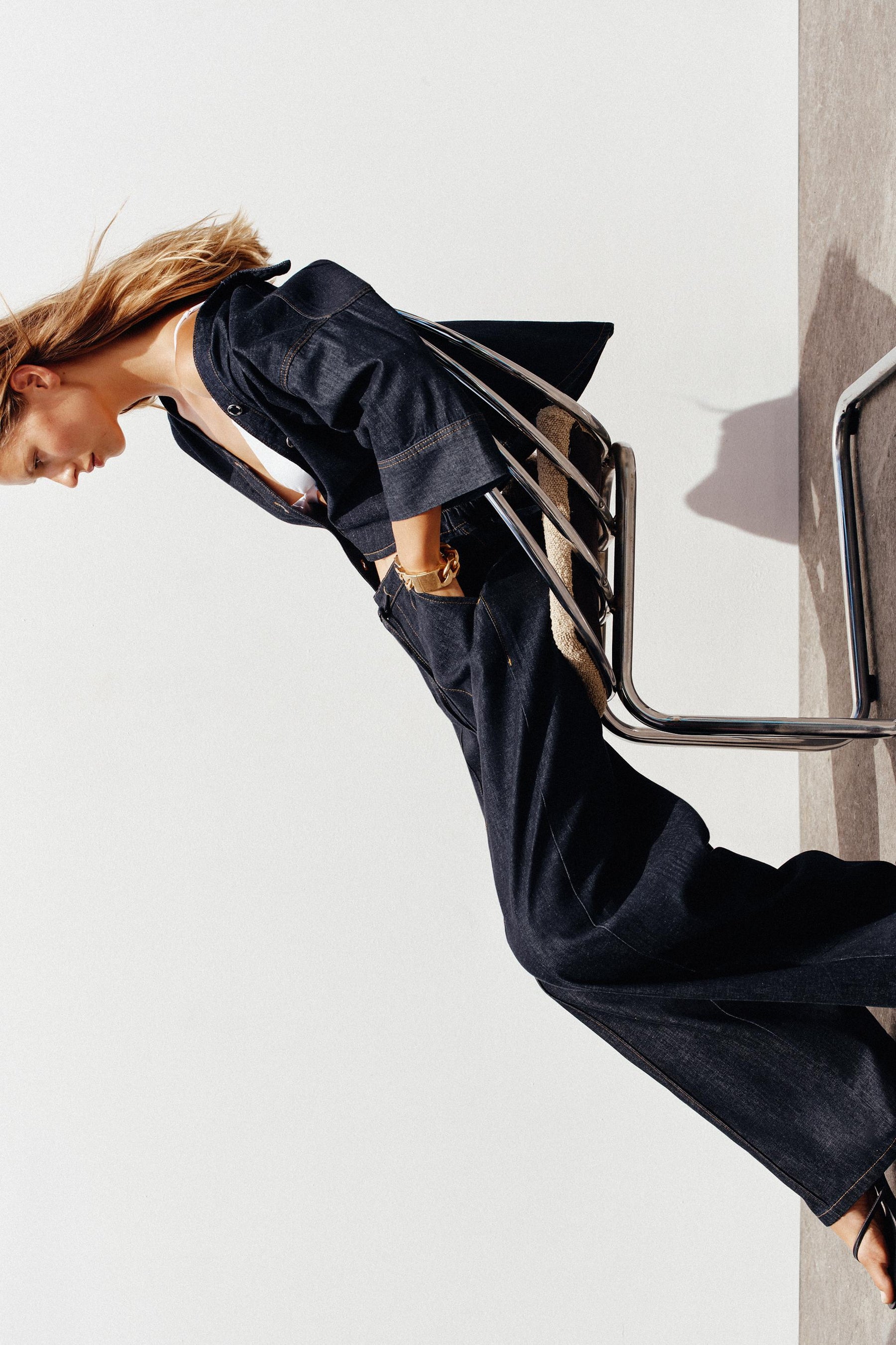 Wide-leg Jogger Jeans