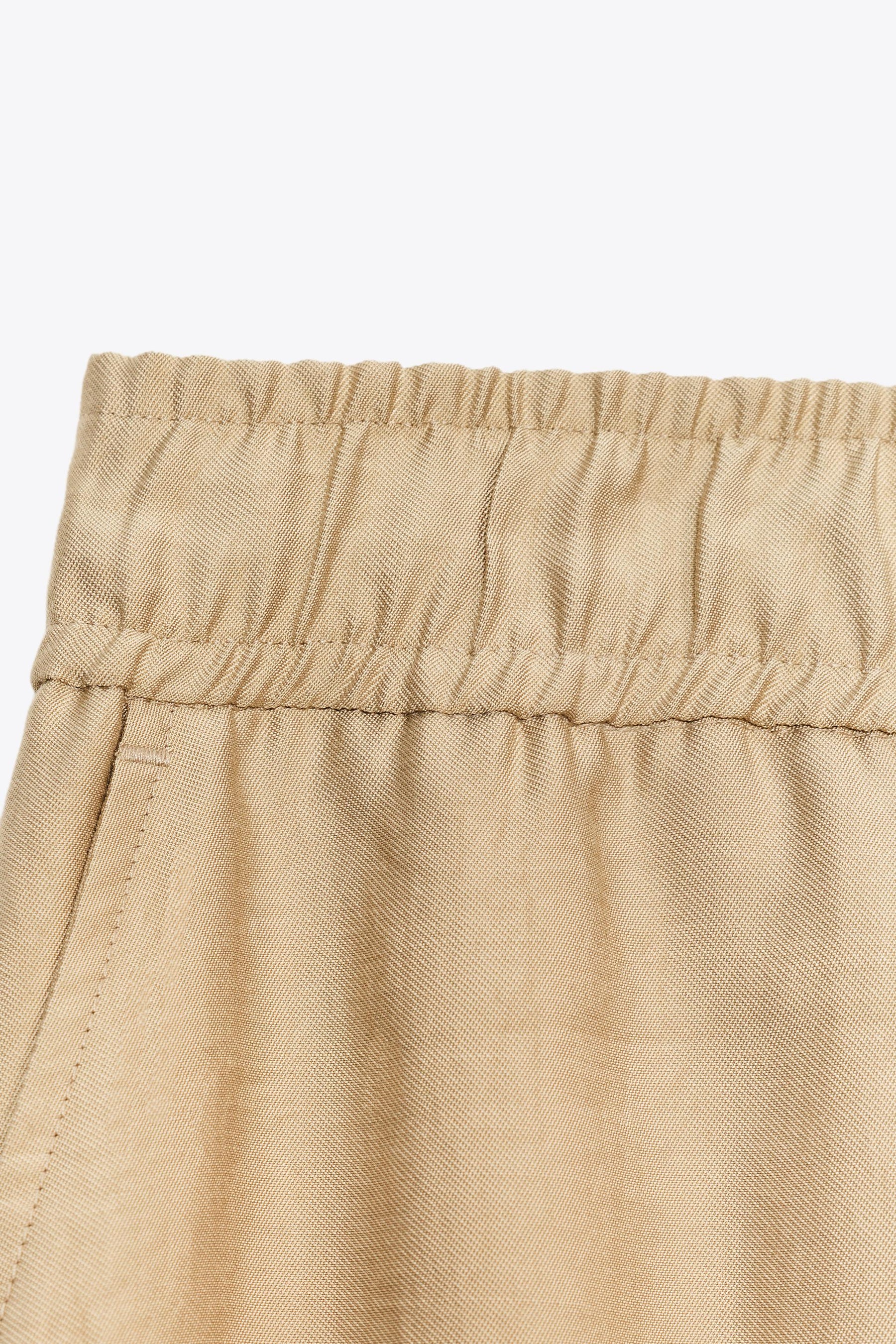 Wide-Leg Elastic Trousers