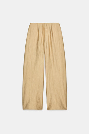WIDE-LEG PLEATED TROUSERS